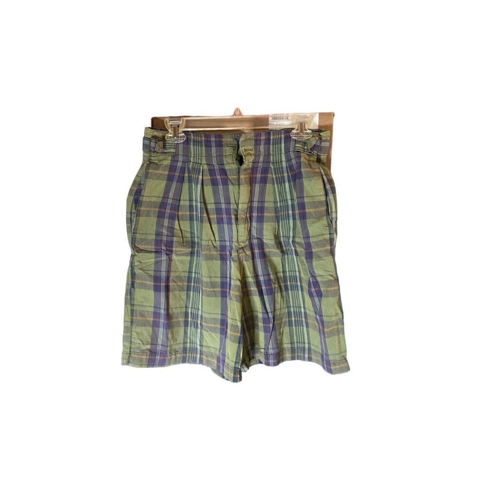 Gap women’s vintage green plaid, pleated front side pocket shorts S/medium